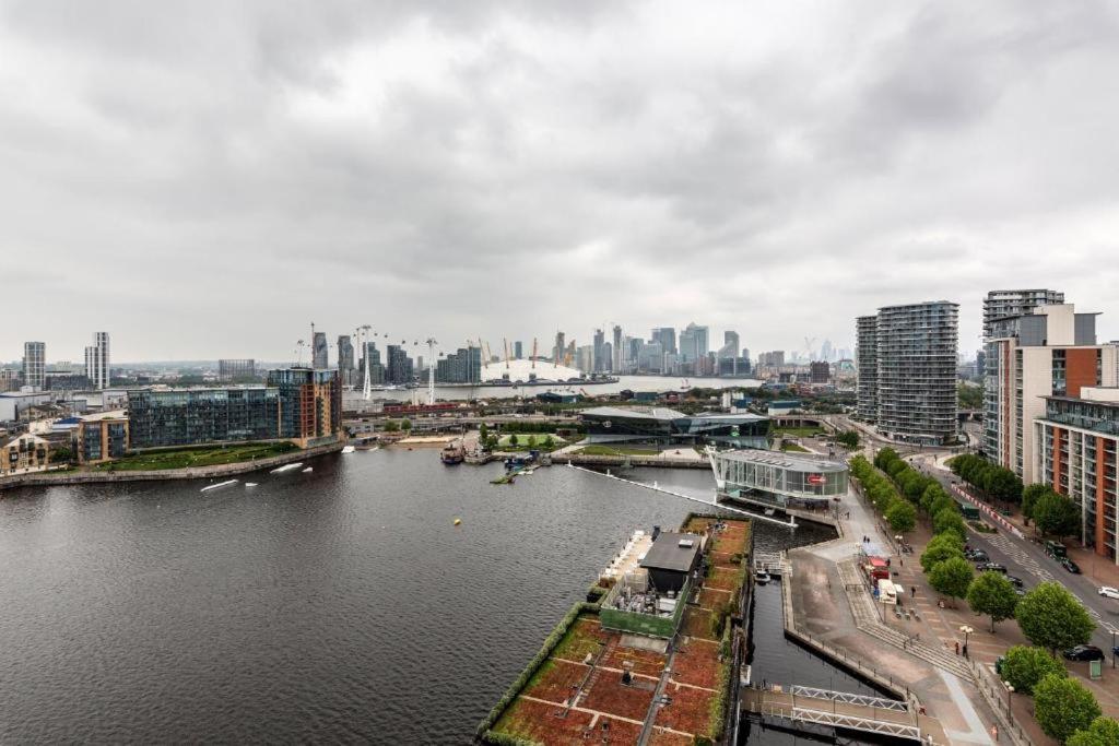 Excel Dock Apartments Londýn Exteriér fotografie
